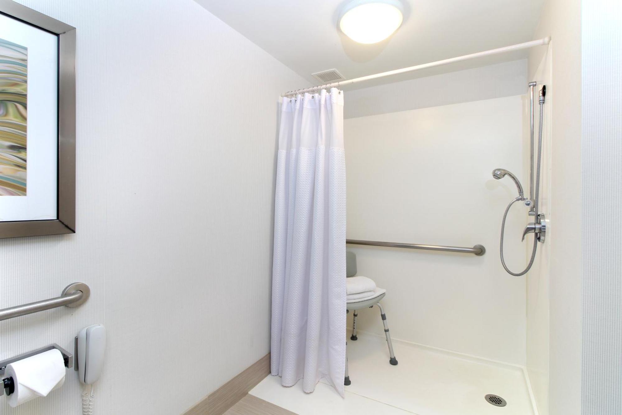 Courtyard Hartford Cromwell Hotel Ngoại thất bức ảnh